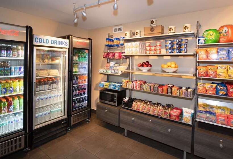 Doubletree By Hilton Hotel & Suites Charleston Airport