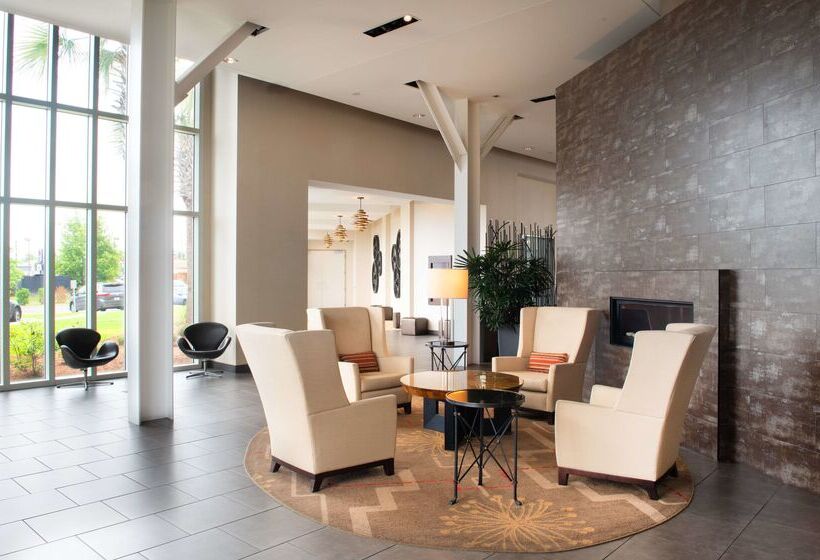 Doubletree By Hilton Hotel & Suites Charleston Airport