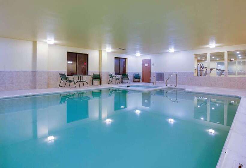 فندق La Quinta By Wyndham Richmond   Kings Dominion