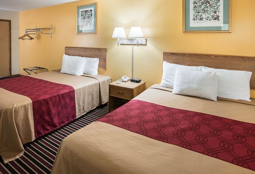 هتل Rodeway Inn & Suites
