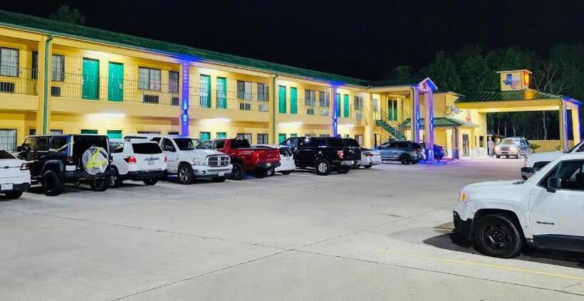 호텔 Scottish Inn & Suites