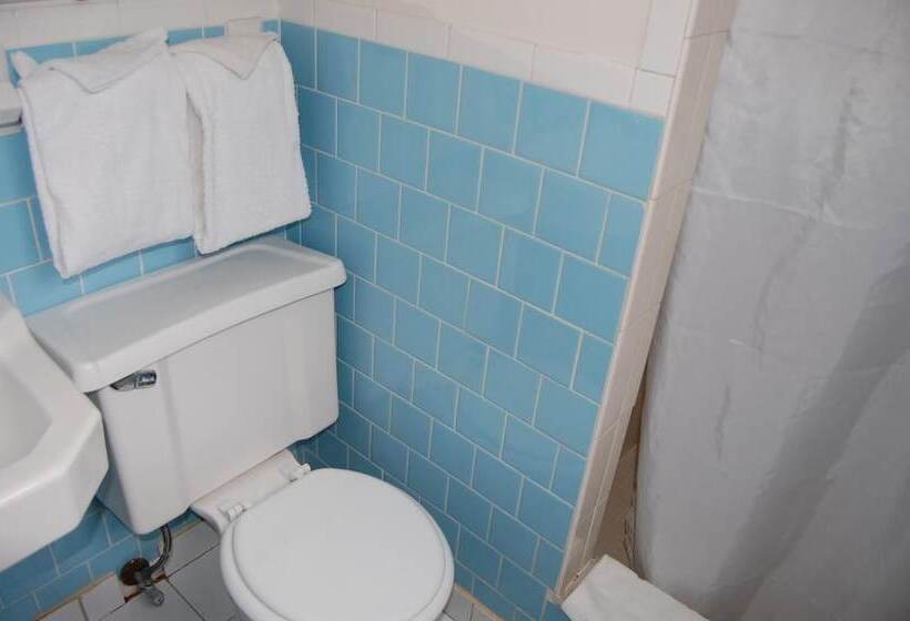 Отель Sea Breeze Ocean City