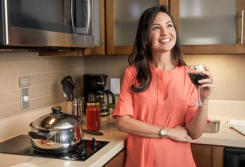 ホテル Staybridge Suites Lincoln North East, An Ihg