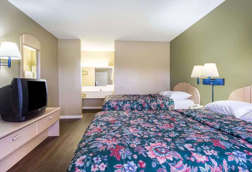 فندق Super 8 By Wyndham Monticello