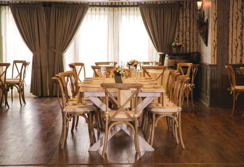 فندق The Common Man Inn & Spa