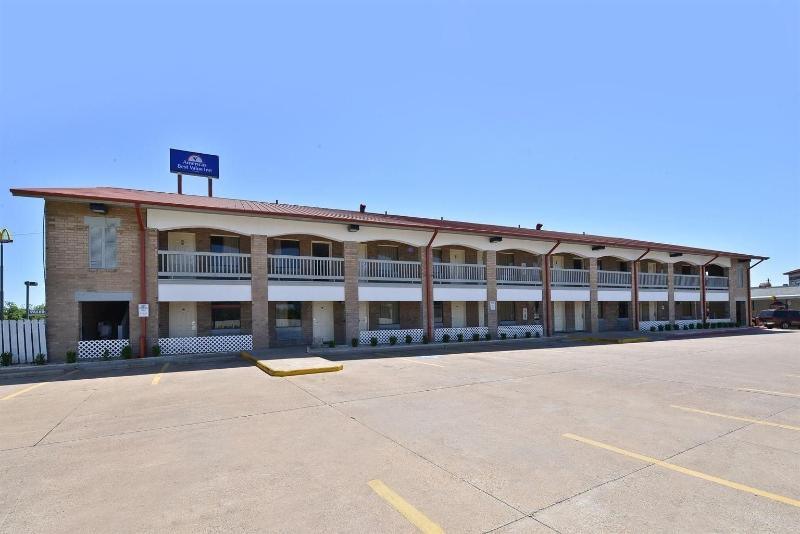 בית מלון כפרי Americas Best Value Inn Columbus