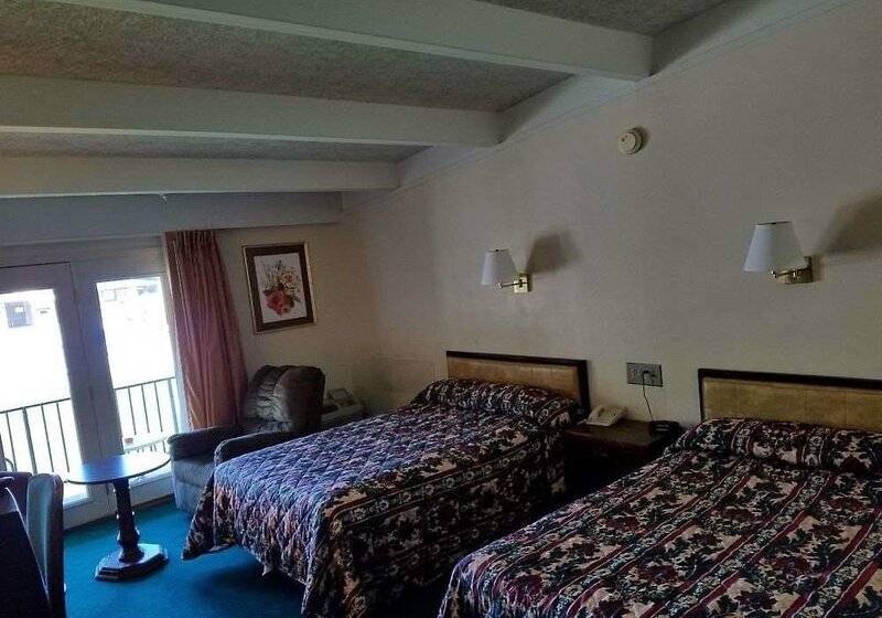 בית מלון כפרי Baymont By Wyndham Cookeville