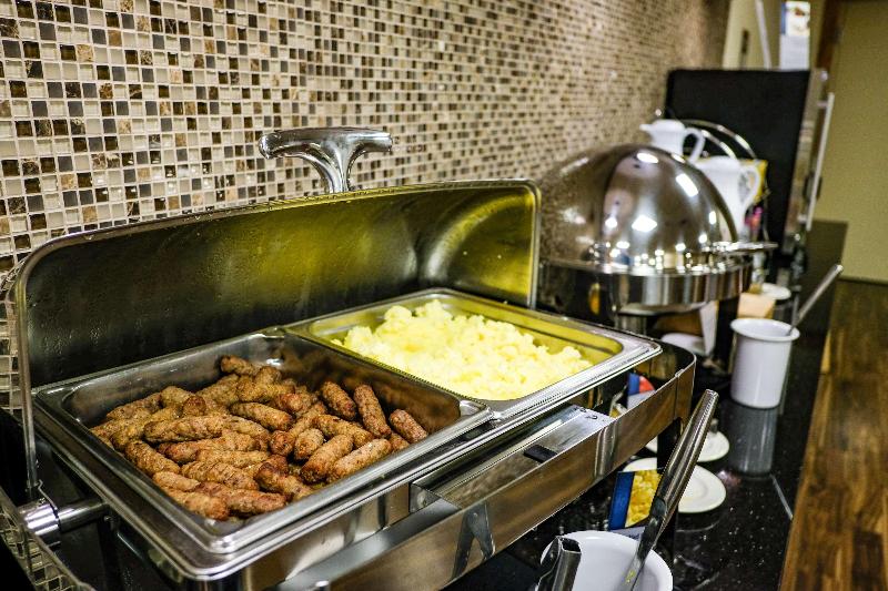 호텔 Best Western Plus Dutch Haus Inn And Suites