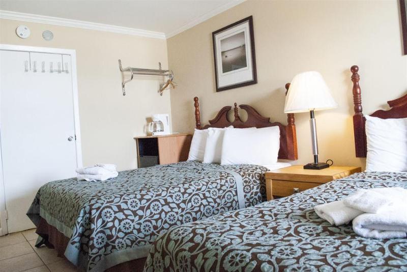 Boardwalk Hotel Charlee & Apartments Beach Hotel Oceanfront