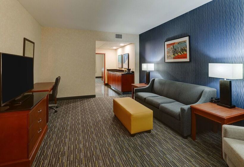 فندق Drury Inn & Suites St. Louis Arnold