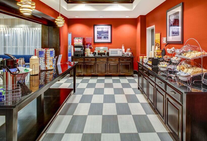 בית מלון כפרי Hampton Inn Thomson
