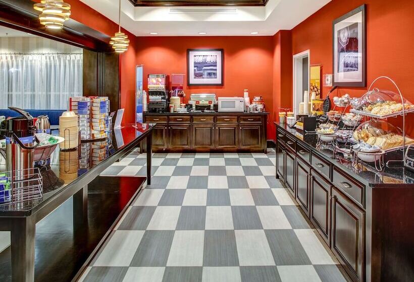בית מלון כפרי Hampton Inn Thomson