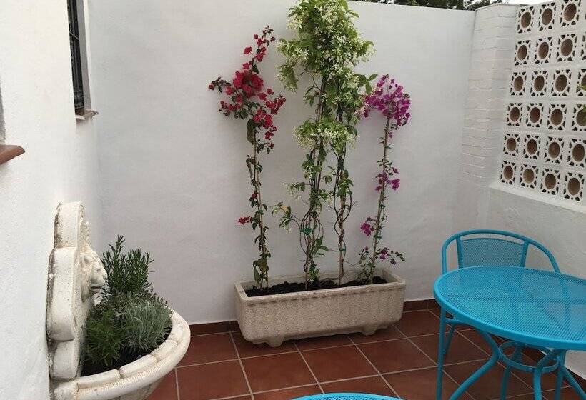 La Moraga De Poniente Malaga Hostel