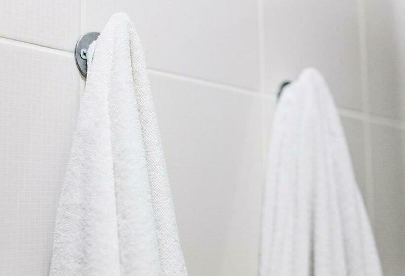 מוטל Royal Inn Linden