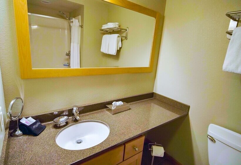 استراحتگاه Beacon Pointe On Lake Superior