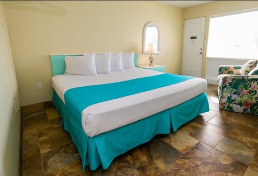 Aztec Motel