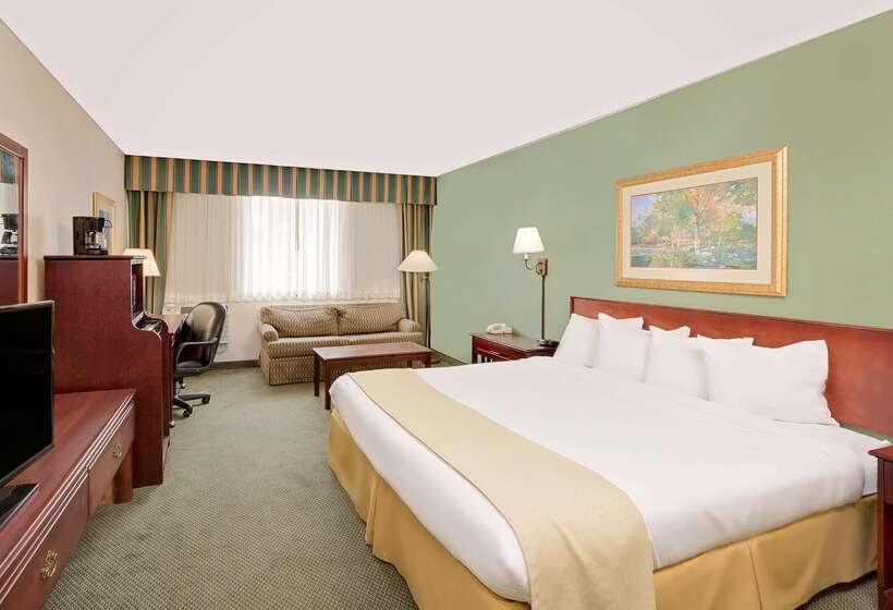 酒店 Baymont By Wyndham Keokuk