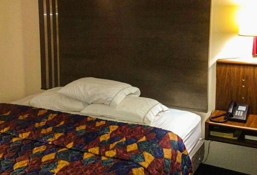 בית מלון כפרי Classic Inn Early