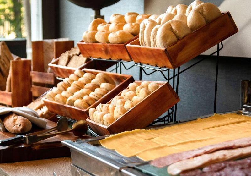 בית מלון כפרי Pullman Santiago Vitacura