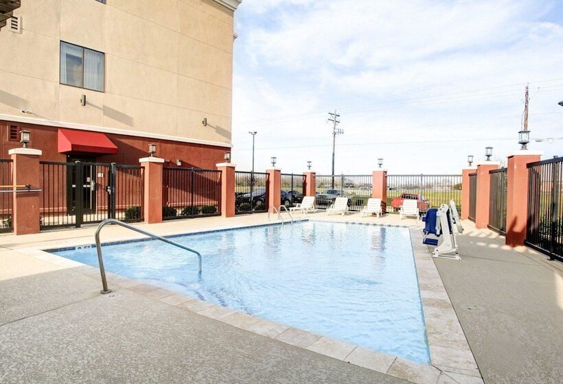 هتل Quality Inn & Suites Bryan College Station