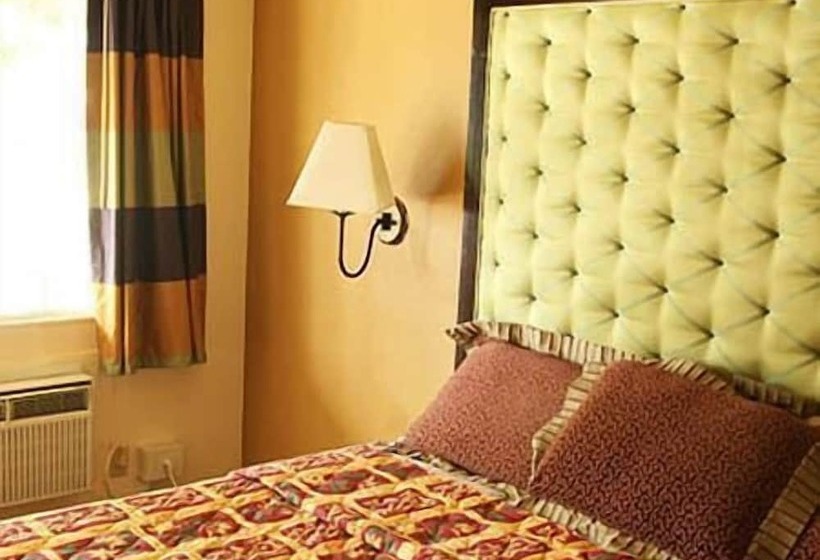 Lamplighter Motel Clearlake