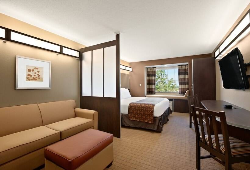 Microtel Inn & Suites By Wyndham Wheeling At The Highlands