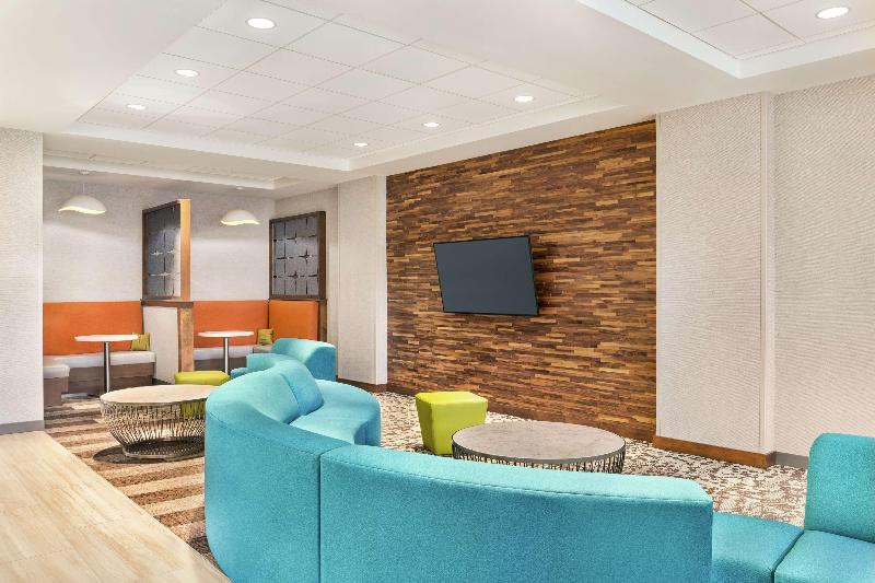هتل Hampton Inn & Suites Miami Kendall