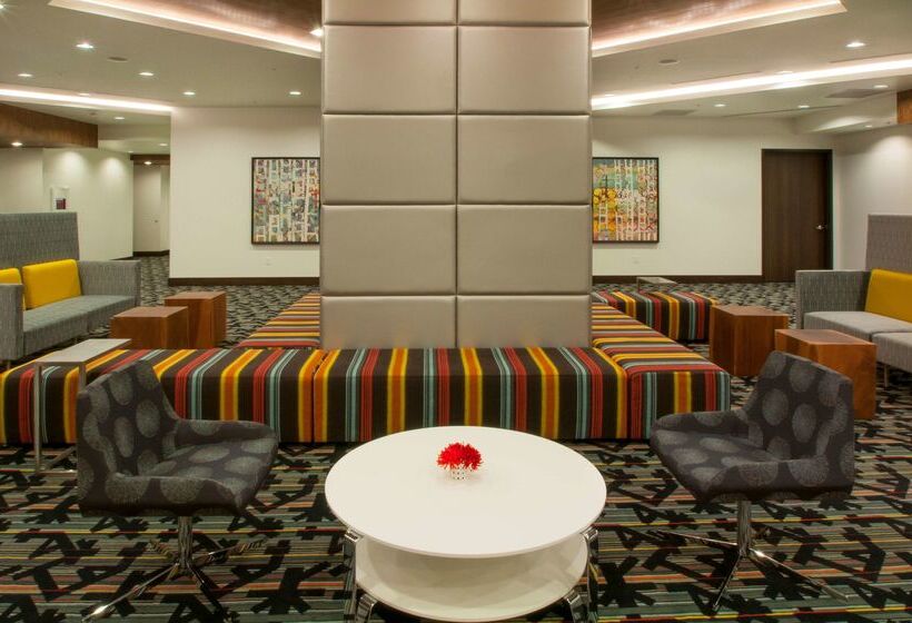 Hampton Inn & Suites Denver Downtownconvention Center