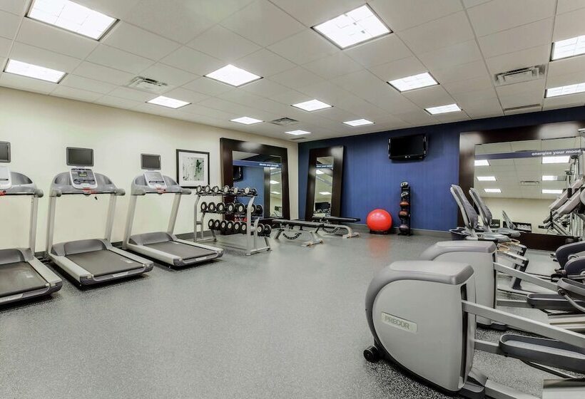 Hampton Inn & Suites Wheelingthe Highlands