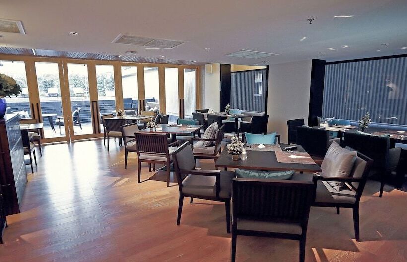 호텔 Arcadia Suites Bangkok