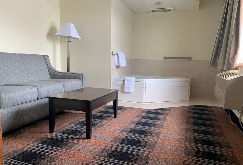 فندق Baymont By Wyndham Waupun