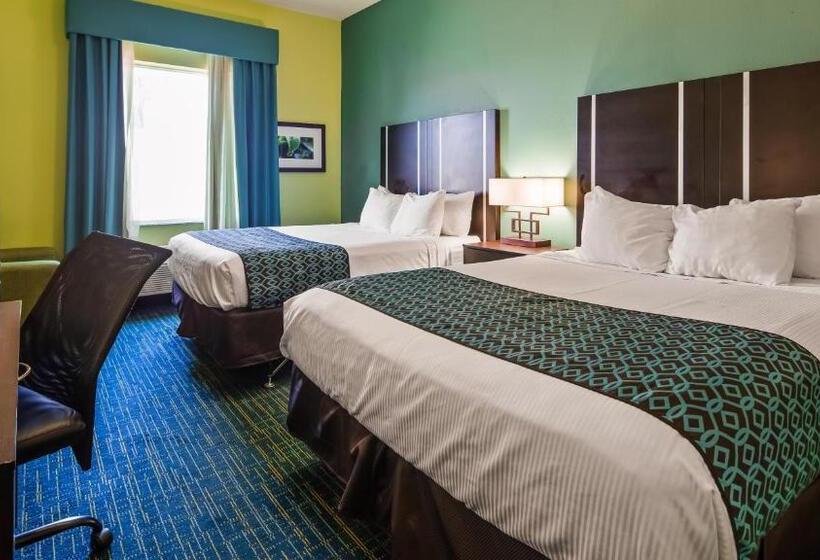 Отель Best Western Plus Carrizo Springs Inn & Suites