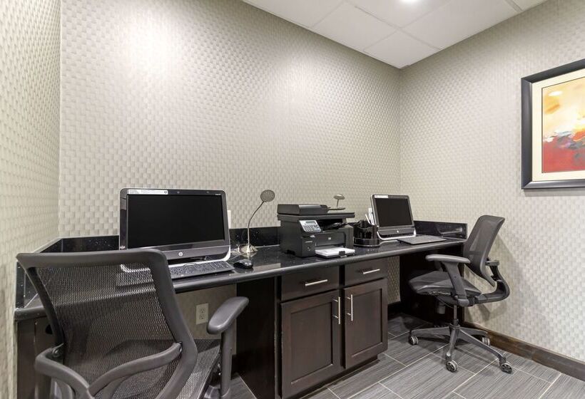 Отель Best Western Plus Pleasanton