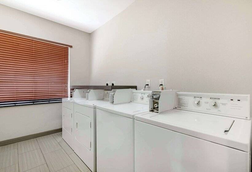 Отель Best Western Plus Pleasanton