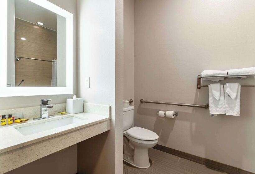 Отель Best Western Plus Pleasanton