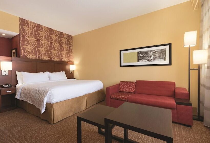 ホテル Courtyard By Marriott Salisbury