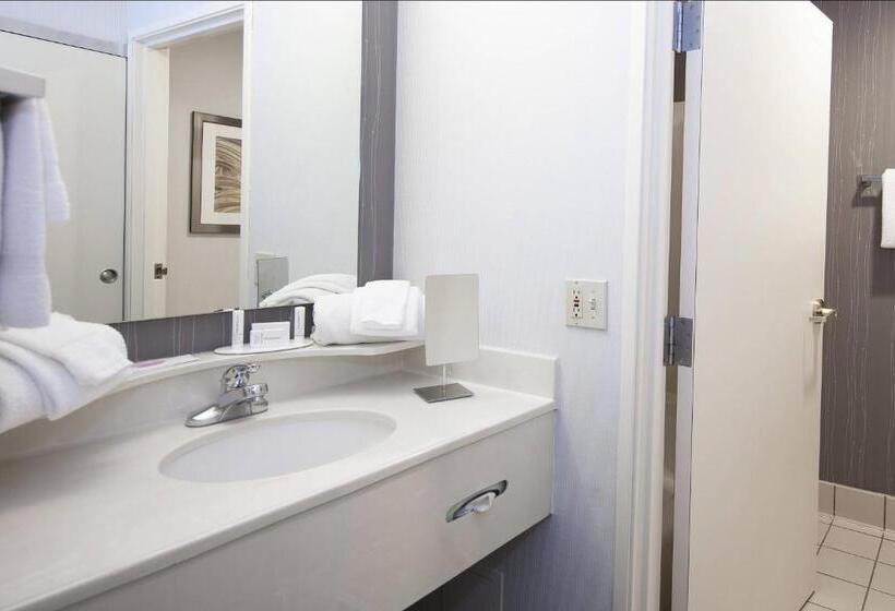 فندق Courtyard By Marriott Valdosta