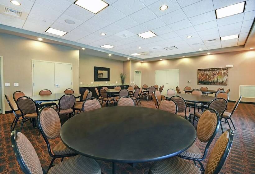 فندق Hampton Inn Beloit