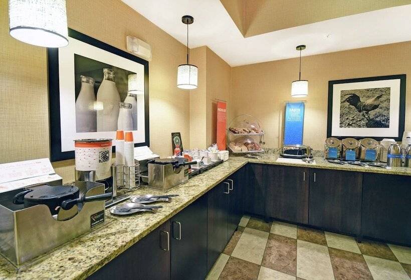 فندق Hampton Inn Beloit