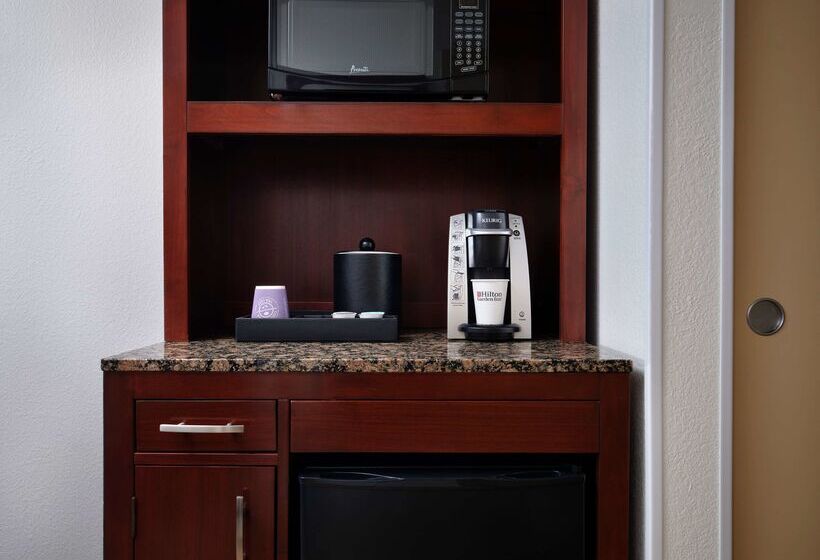 هتل Hilton Garden Inn Ann Arbor
