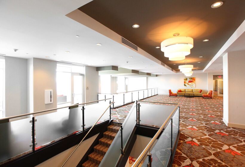 فندق Hilton Garden Inn Olathe