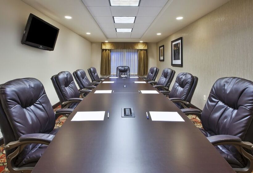 ホテル Holiday Inn Express And Suites Wheeling, An Ihg