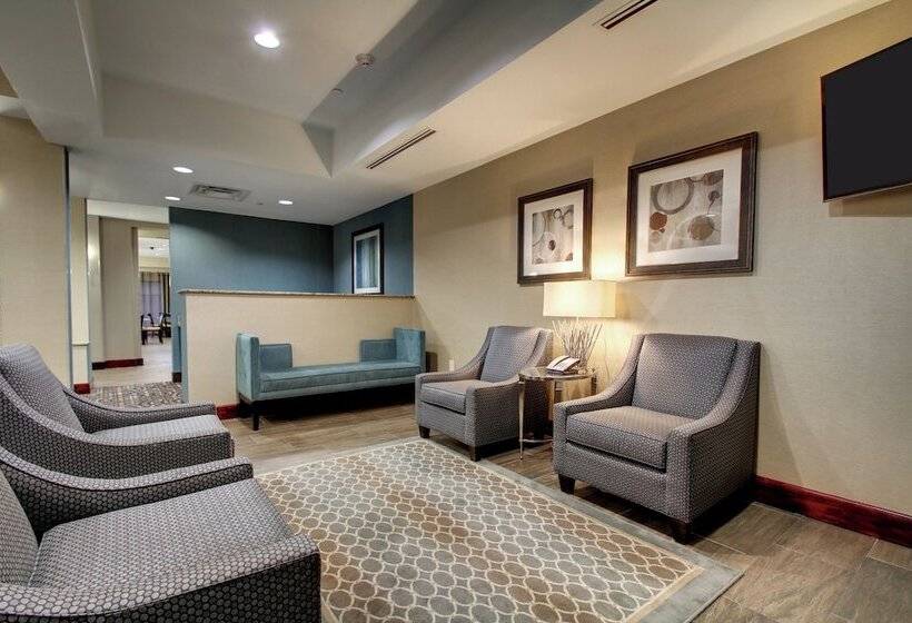 فندق Holiday Inn Express Natchez South West, An Ihg