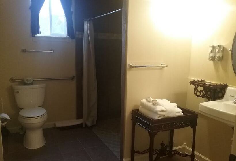 酒店 Lions Gate Manor