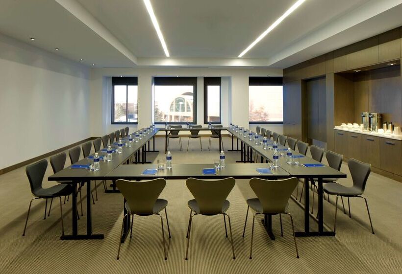 هتل Radisson Blu Mall Of America