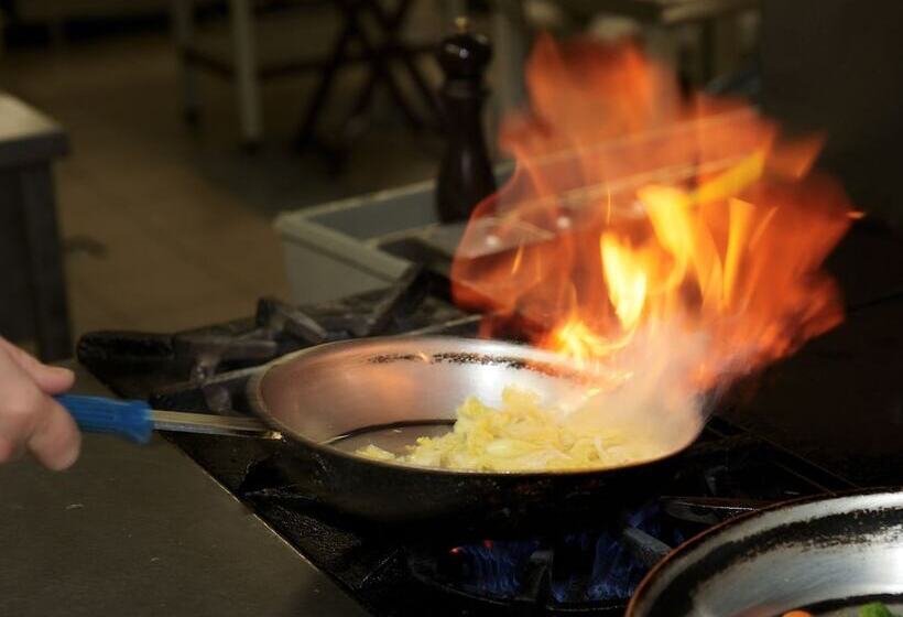 ホテル Riverside Hot Springs Inn & Spa   Adults Only