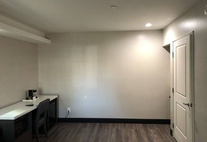 Отель Rodeway Inn South Gate  Los Angeles South
