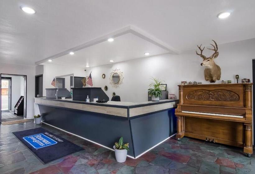 בית מלון כפרי Rodeway Inn & Suites Sidney Historic Downtown I80