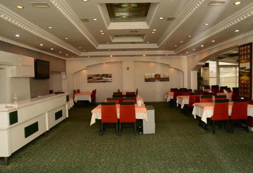 בית מלון כפרי Turk Inn Uzcan