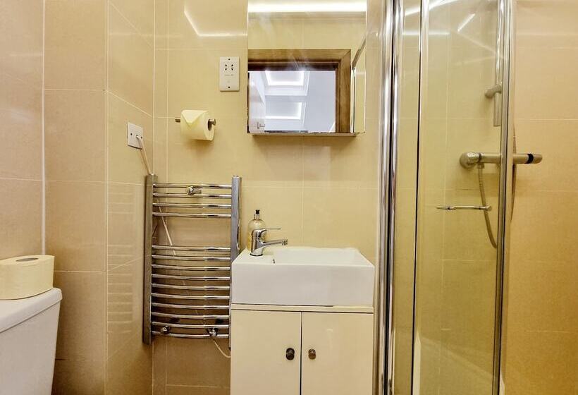 London Stay Apartments